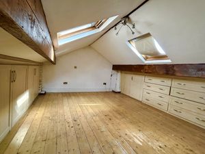 Photo 15- click for photo gallery